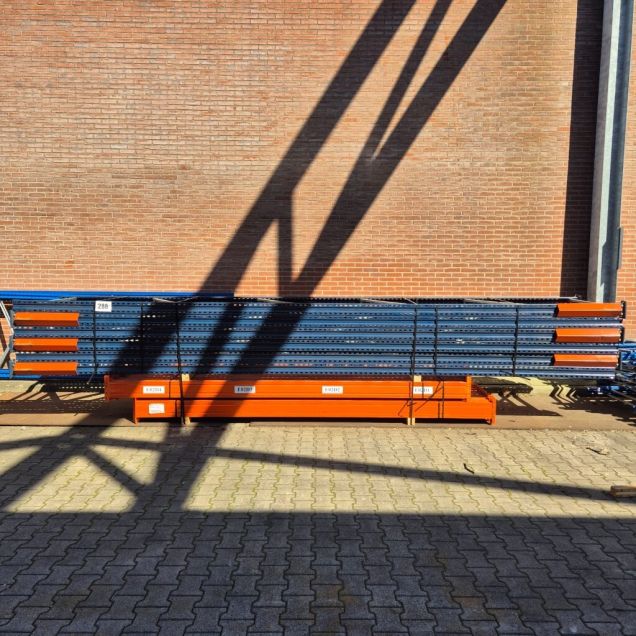 Voordeelpartij gebruikte Mecalux palletstelling 6000x18720x1100 mm (hxbxd) 4 niveaus