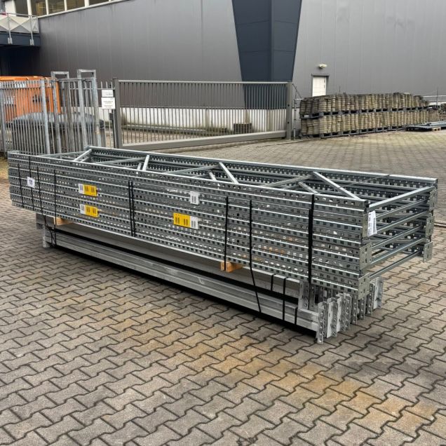 Voordeelpartij gebruikte Meta palletstelling 4400x18600x1100 mm (hxbxd) 3 niveaus