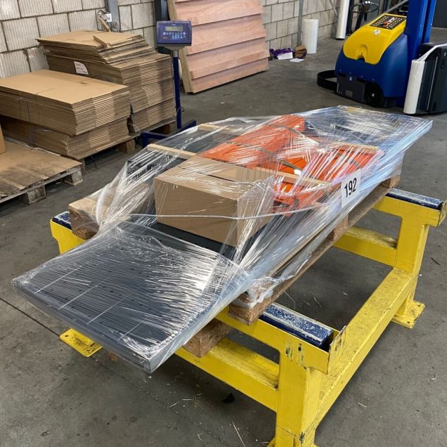 Voordeelpartij lichte draagarmstelling enkelzijdig 2000x4100x500 mm (hxbxd) 4 niveaus
