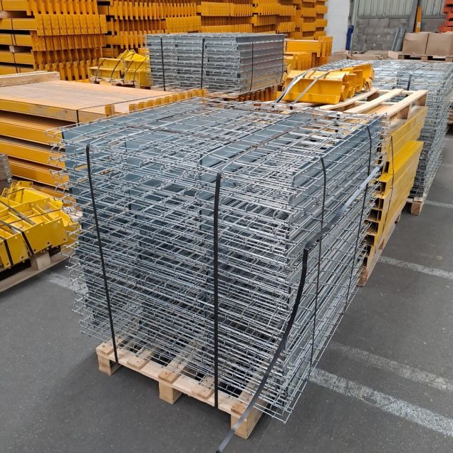 Gebruikte draadroosterlegbord 1090x1100 mm (bxd)