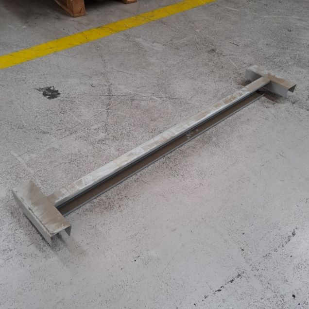 Gebruikte diepteligger 1100 mm grijs