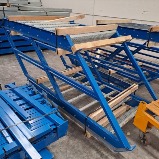 Gebruikte steektrap 1600x900 mm (hxb)
