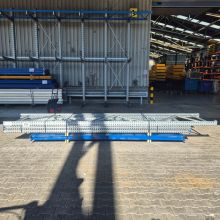 Voordeelpartij gebruikte Schaefer palletstelling 4400/5000x7470x1050 mm (hxbxd) 3 niveaus