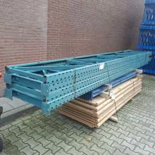 Voordeelpartij gebruikte Hovuma palletstelling 4920x8500x800 mm (hxbxd) 4 niveaus met spaanplaten