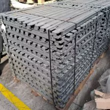 Gebruikte diepteligger Polypal 1100x70x50 mm verzinkt
