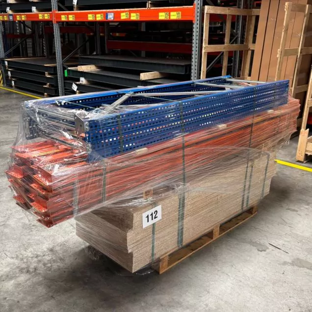 Voordeelpartij deels gebruikte Esmena grootvakstelling 2000x7700x600 mm (hxbxd) 4 niveaus