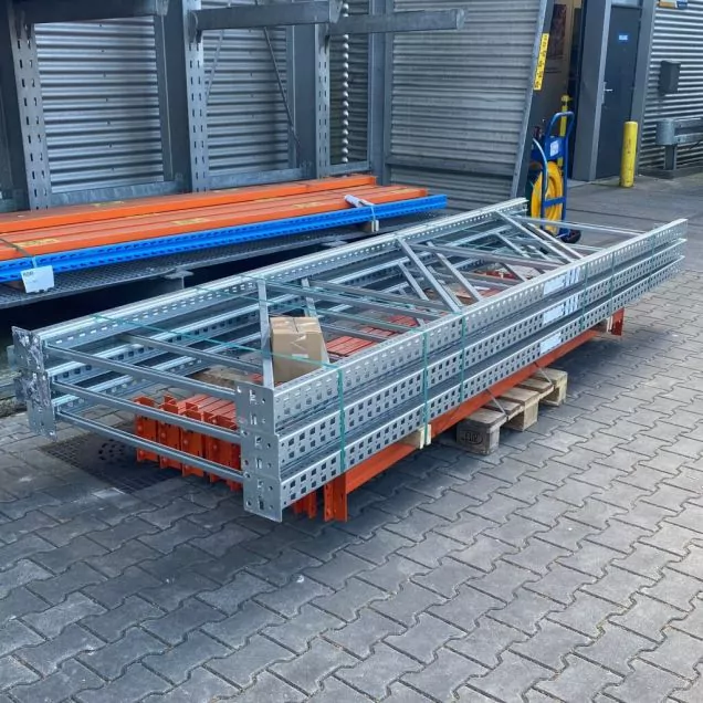 Voordeelpartij gebruikte Meta palletstelling 3800x11225x1100mm (hxbxd) 2 niveaus